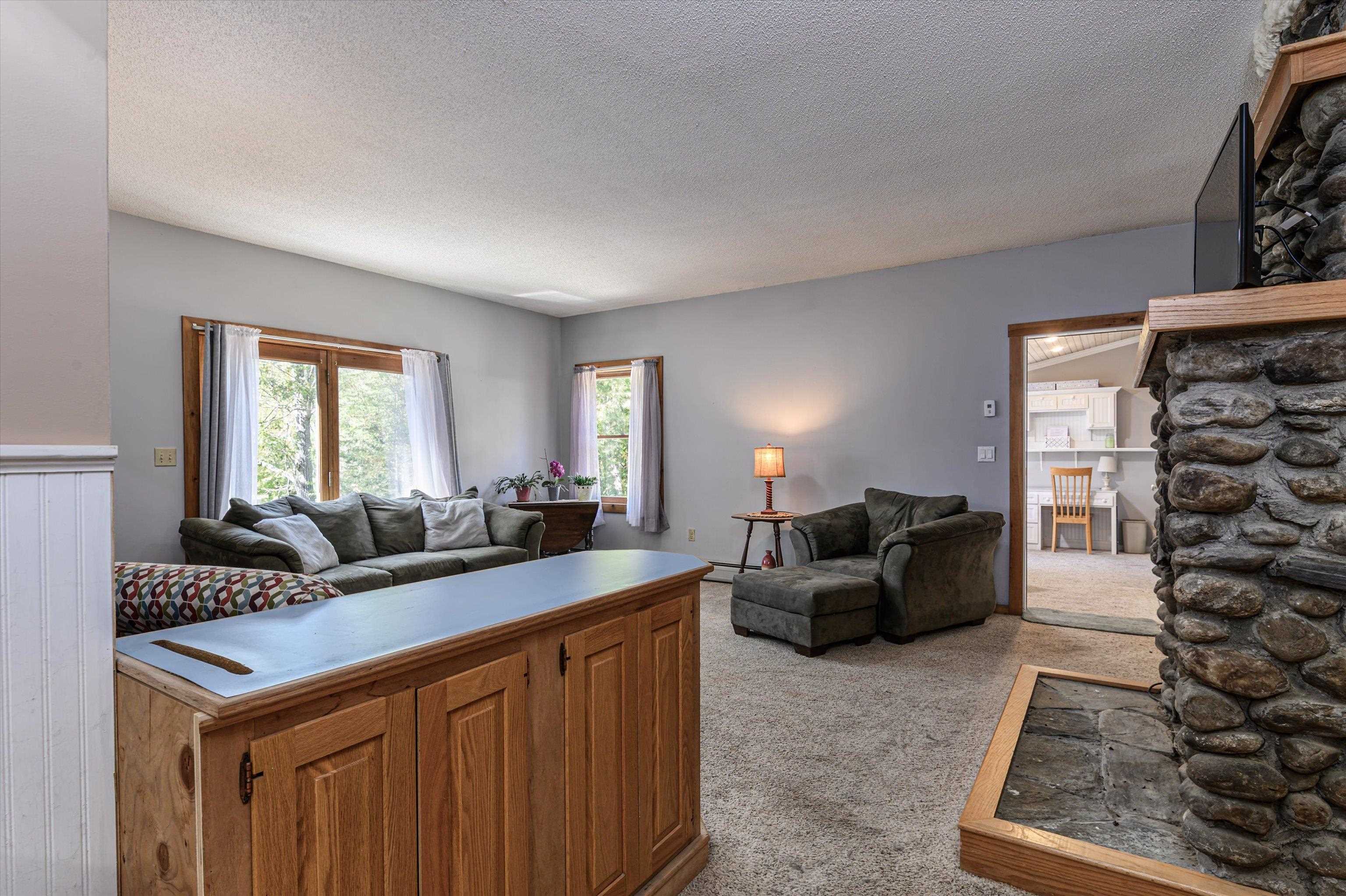 104 Spruce Lane Ludlow, VT 05149 - Photo 7 of 59