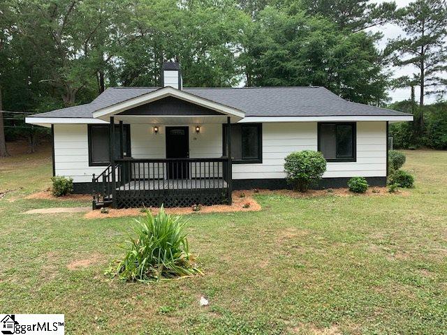 129 Spring Street Laurens, SC 29360 - Photo 1 of 26 Gallery Image 1