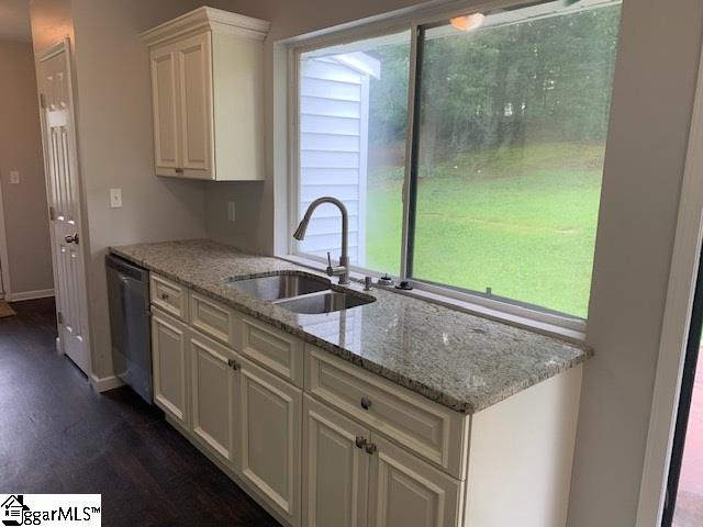 129 Spring Street Laurens, SC 29360 - Photo 12 of 26 Gallery Image 12