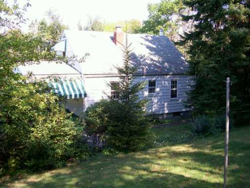 213 Seavey Road Pittsburgh, PA 15223 - Photo 3 of 8 Yard/Garden.