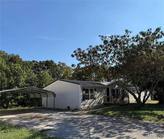 $169,900 | 18229 Loyalty Lane, St. Robert, MO 65584