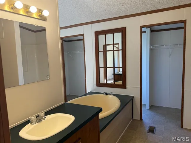 $169,900 | 18229 Loyalty Lane, St. Robert, MO 65584