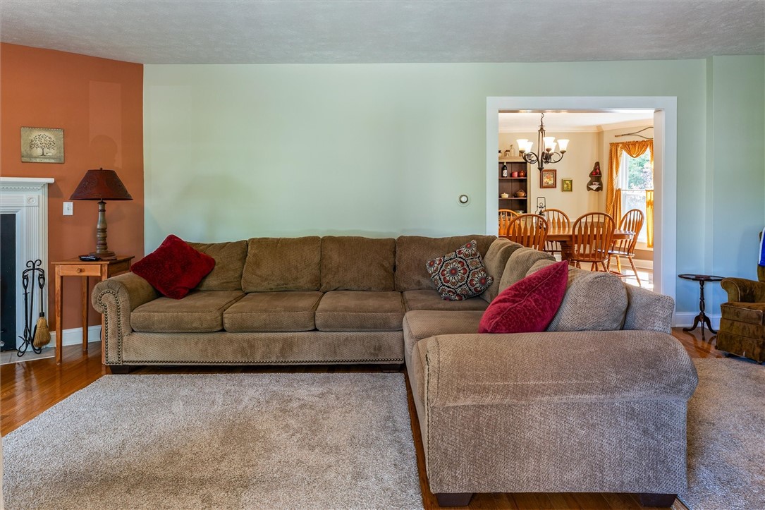 1370 Lake Road North Hamlin, NY 14464 - Photo 11 of 50