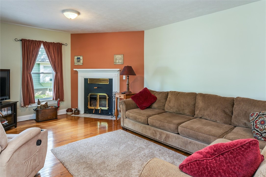 1370 Lake Road North Hamlin, NY 14464 - Photo 12 of 50