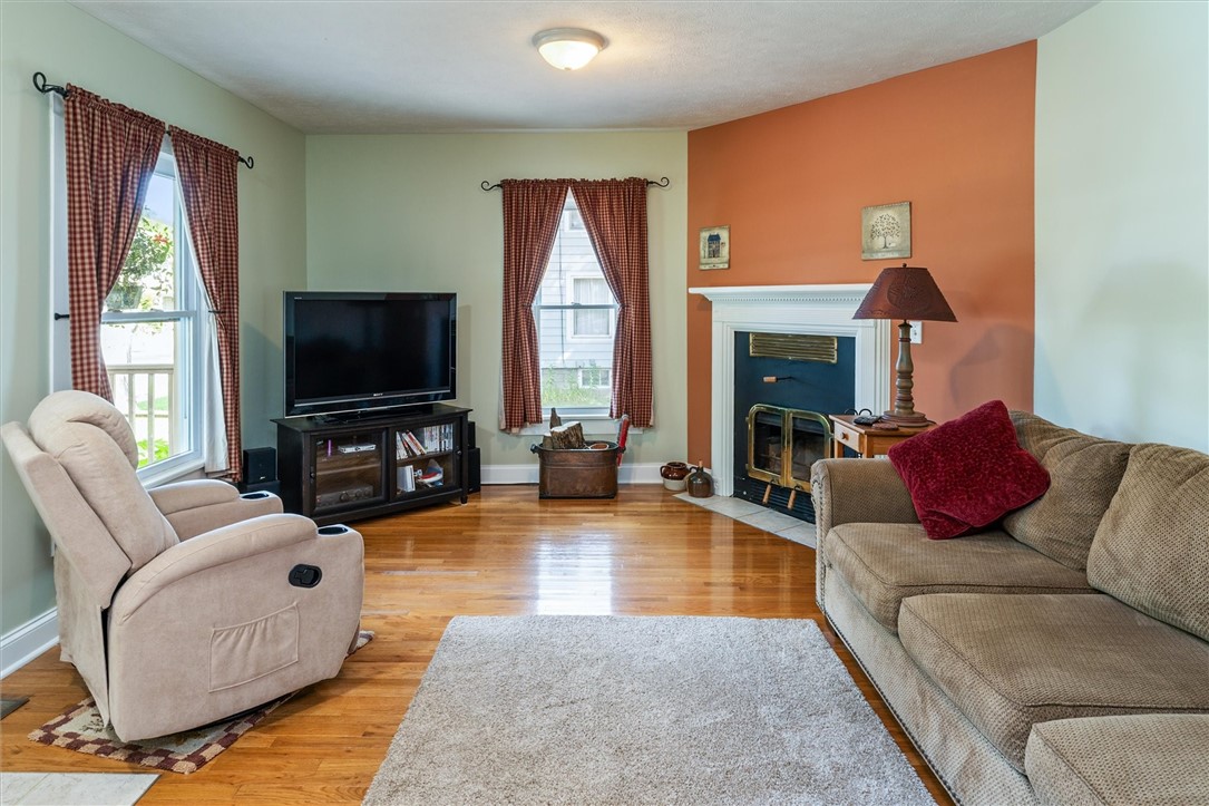 1370 Lake Road North Hamlin, NY 14464 - Photo 15 of 50