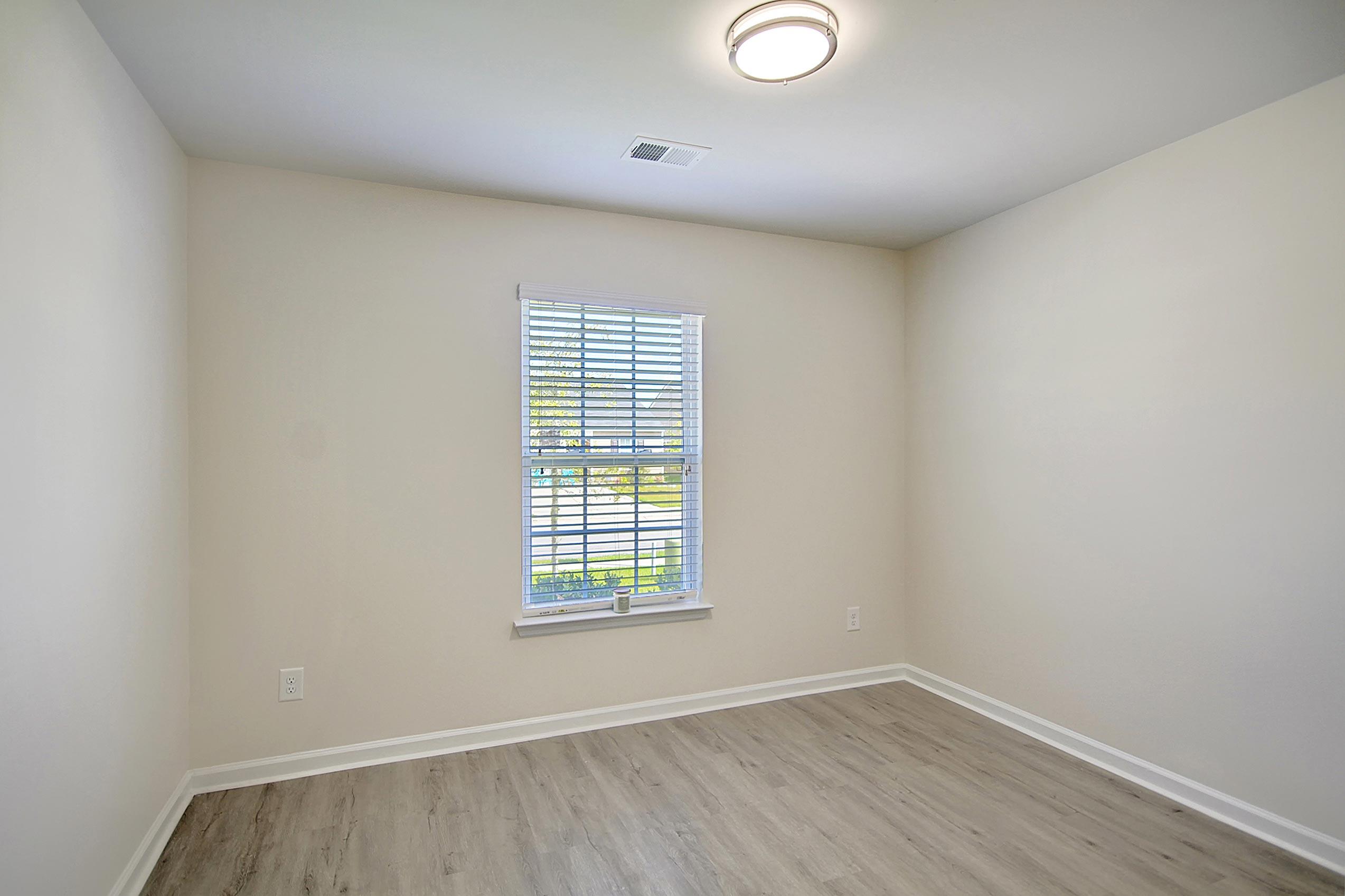 130 Brittondale Road Summerville, SC 29485 - Photo 19 of 26 CREM_130 Brittondale_011