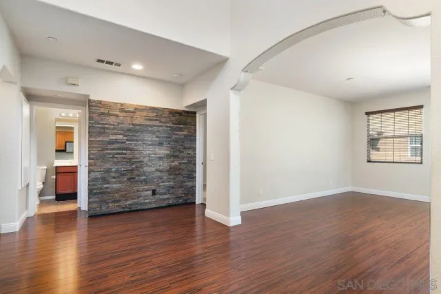 $450,000 | 41543 King Palm Avenue, Unit 5, Murrieta, CA 92562