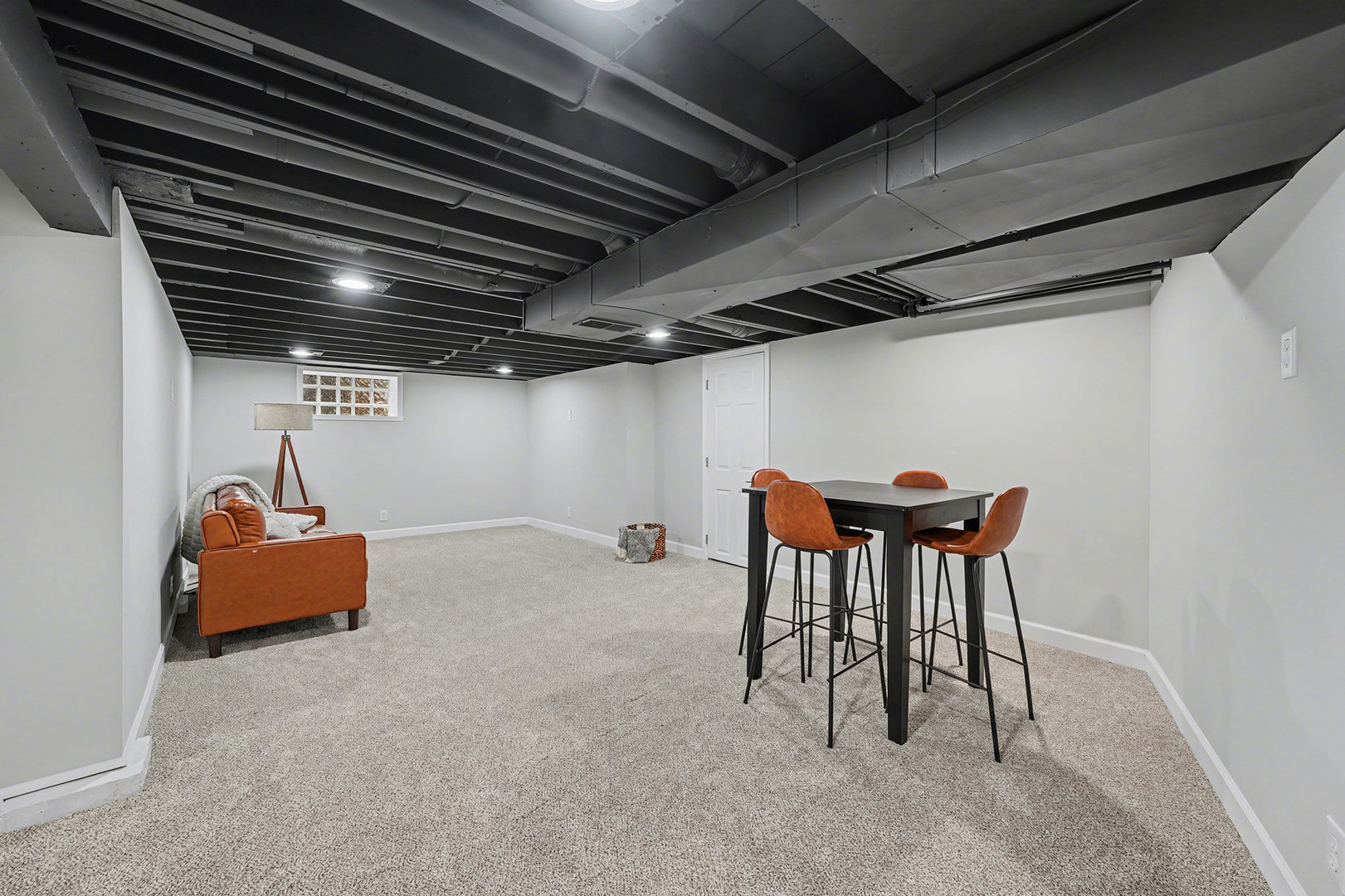 3634 178th Street Lansing, IL 60438 - Photo 20 of 28 a livingroom with furniture and a ceiling fan