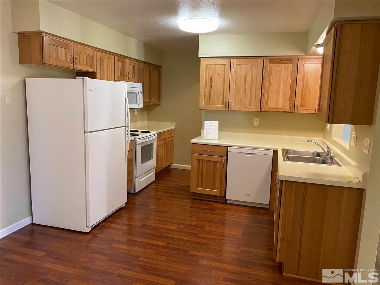 6465 Lotus Street Reno, NV 89506 - Photo 4 of 19 Photo 4