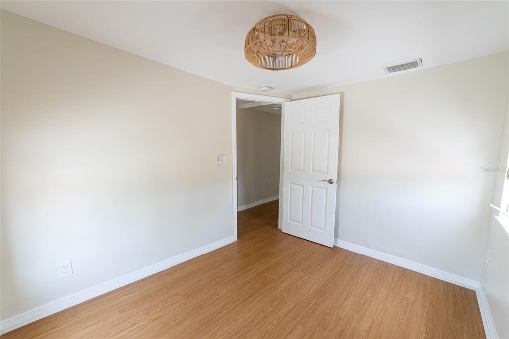 13148 3rd Street East St. Petersburg, FL 33708 - Photo 16 of 25