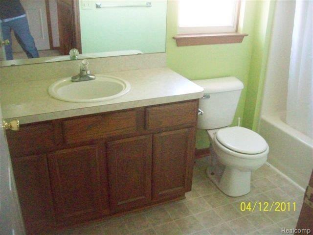 1145 Capac Road Allenton, MI 48002 - Photo 11 of 13 CA11
