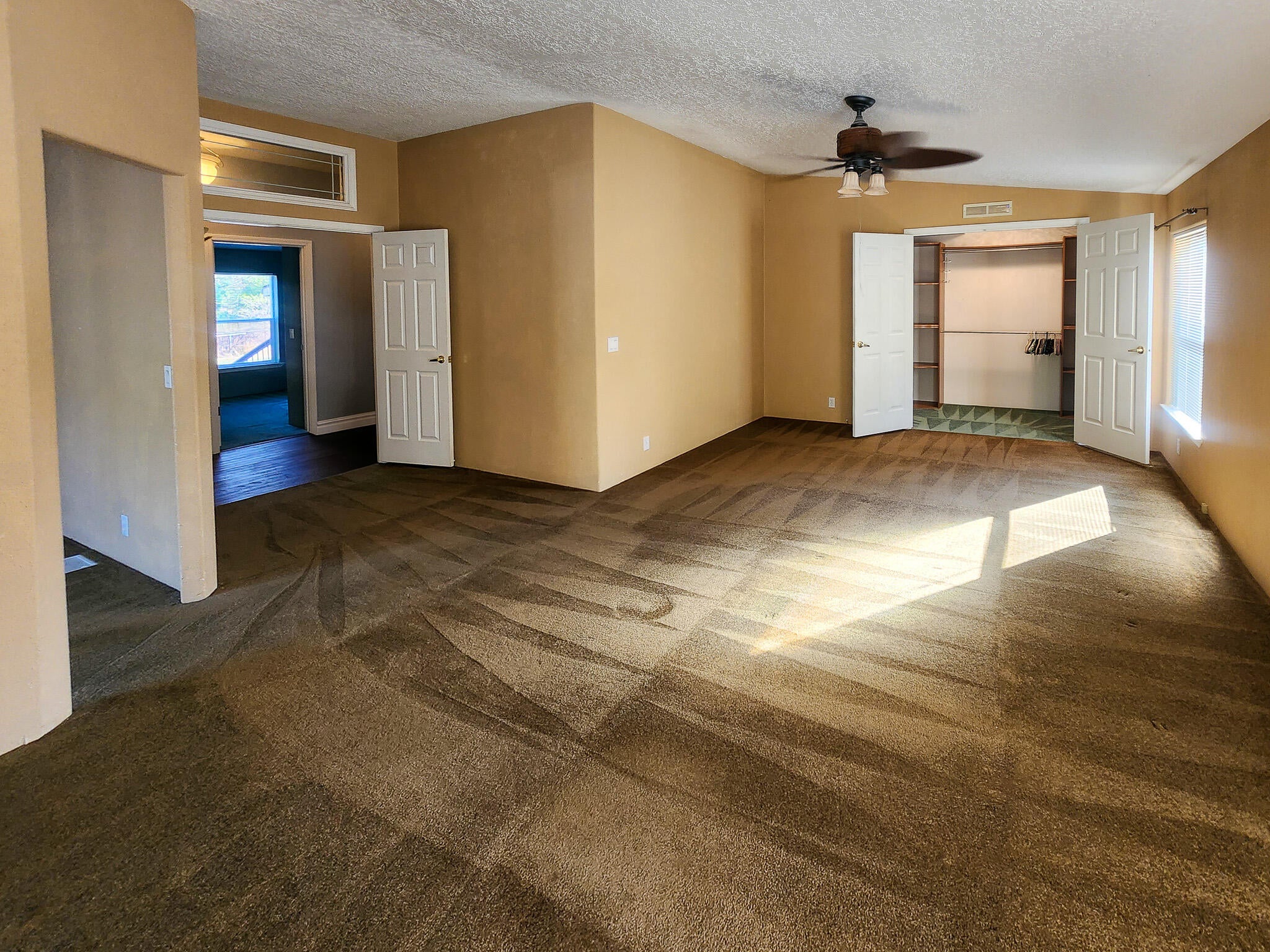 114 Lone Mountain Road O'Brien, OR 97523 - Photo 33 of 38 master bedroom