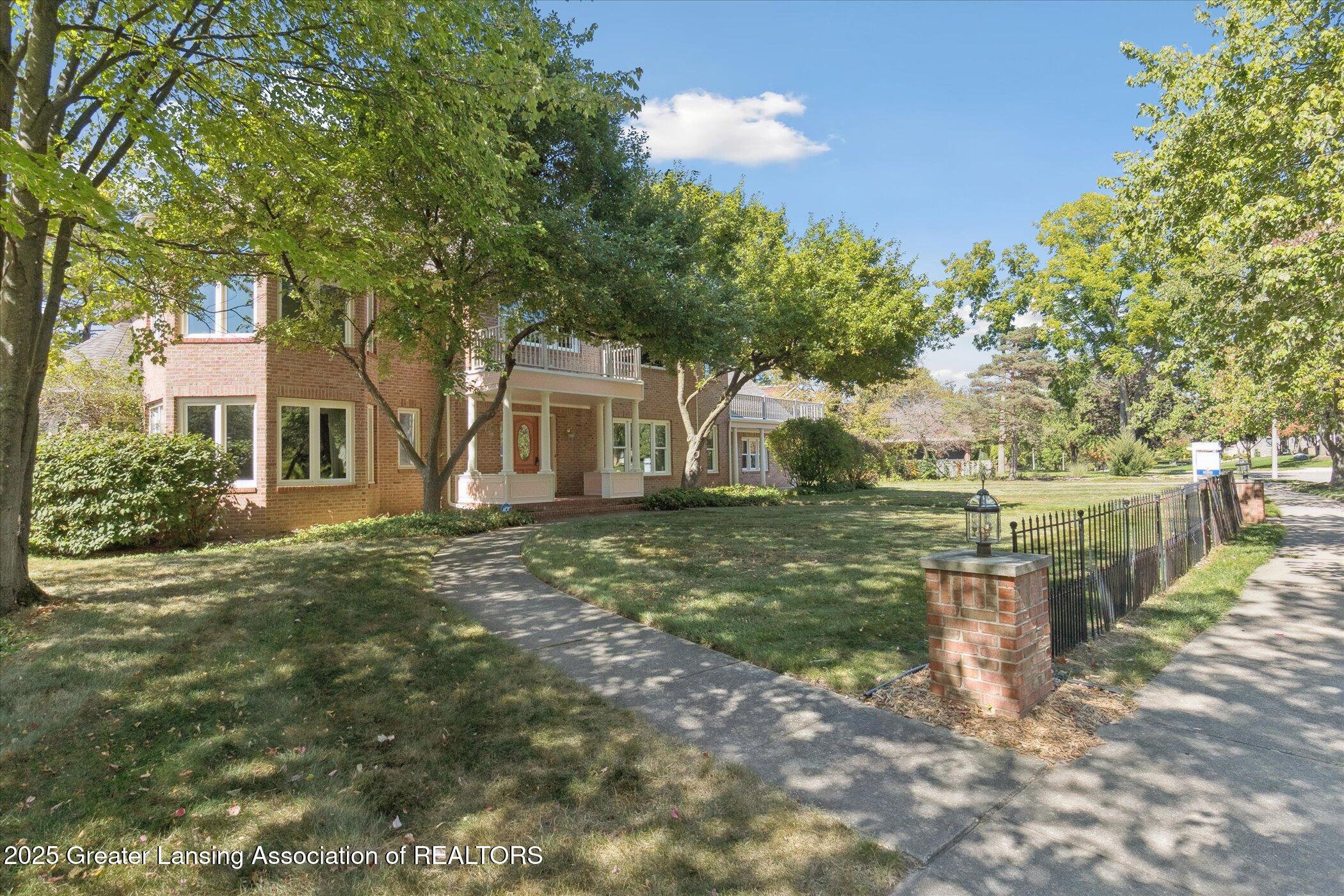 1351 Foxcroft Road East Lansing, MI 48823 - Photo 8 of 75 03-1351-Foxcroft-Rd-East-Lansing-MI-4882