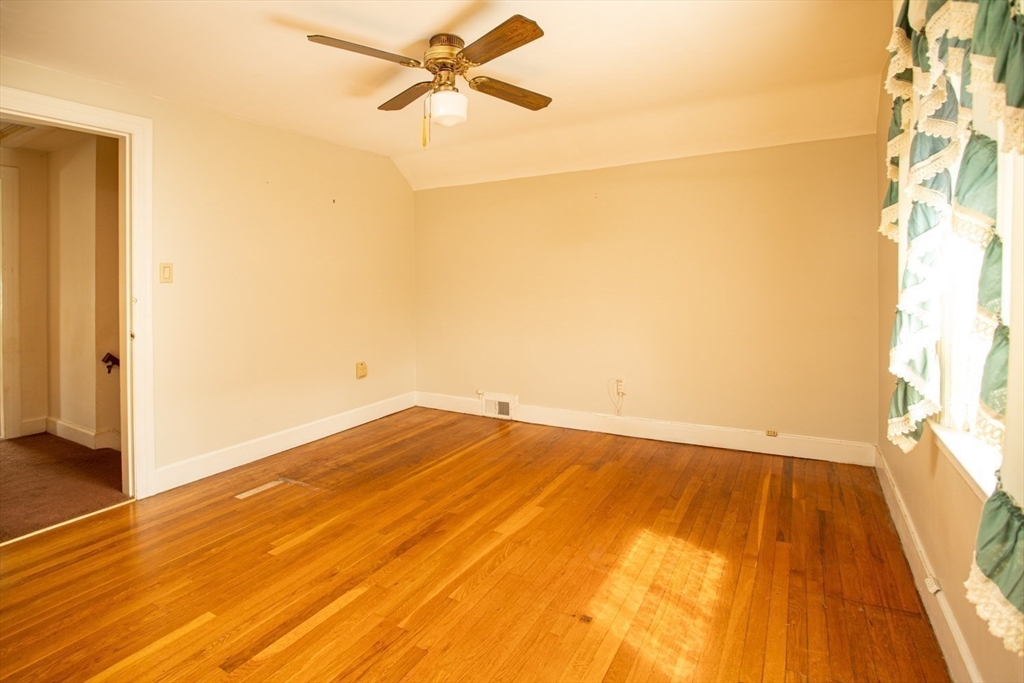 309 Lawton Street Fall River, MA 02721 - Photo 19 of 33 Gallery Image 19