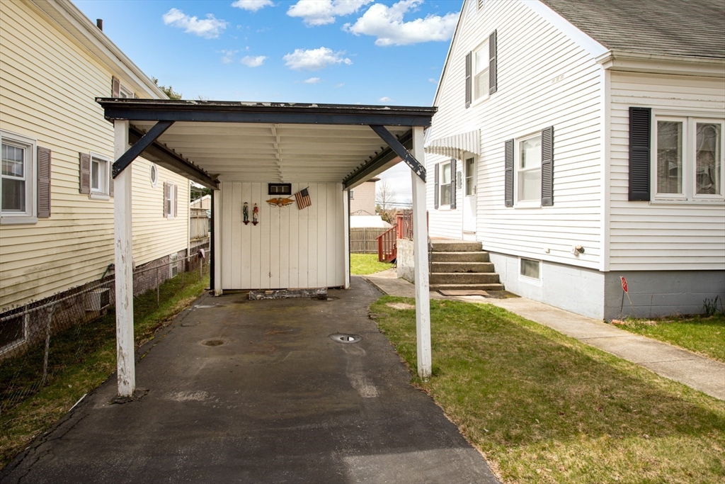 309 Lawton Street Fall River, MA 02721 - Photo 27 of 33 Gallery Image 27