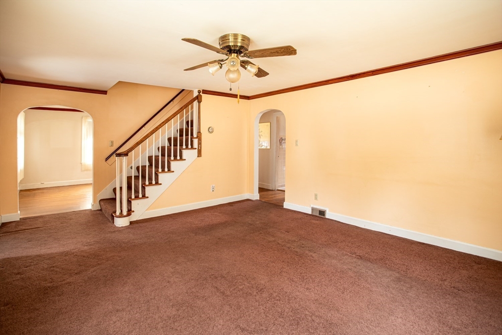 309 Lawton Street Fall River, MA 02721 - Photo 4 of 33 Gallery Image 4