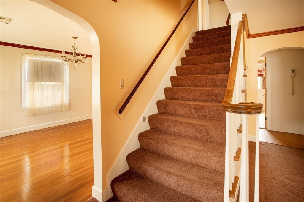 309 Lawton Street Fall River, MA 02721 - Photo 5 of 33 Gallery Image 5