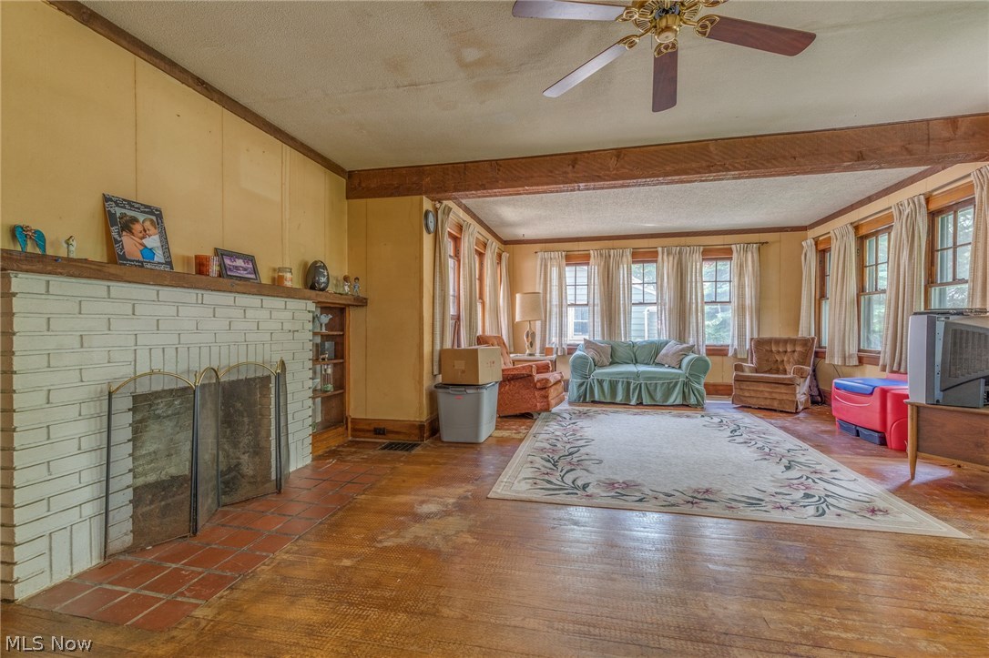 8089 Midland Road Mentor, OH 44060 - Photo 4 of 16 Gallery Image 4
