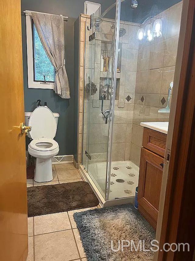 17811 Lee Road Lanse, MI 49946 - Photo 7 of 10