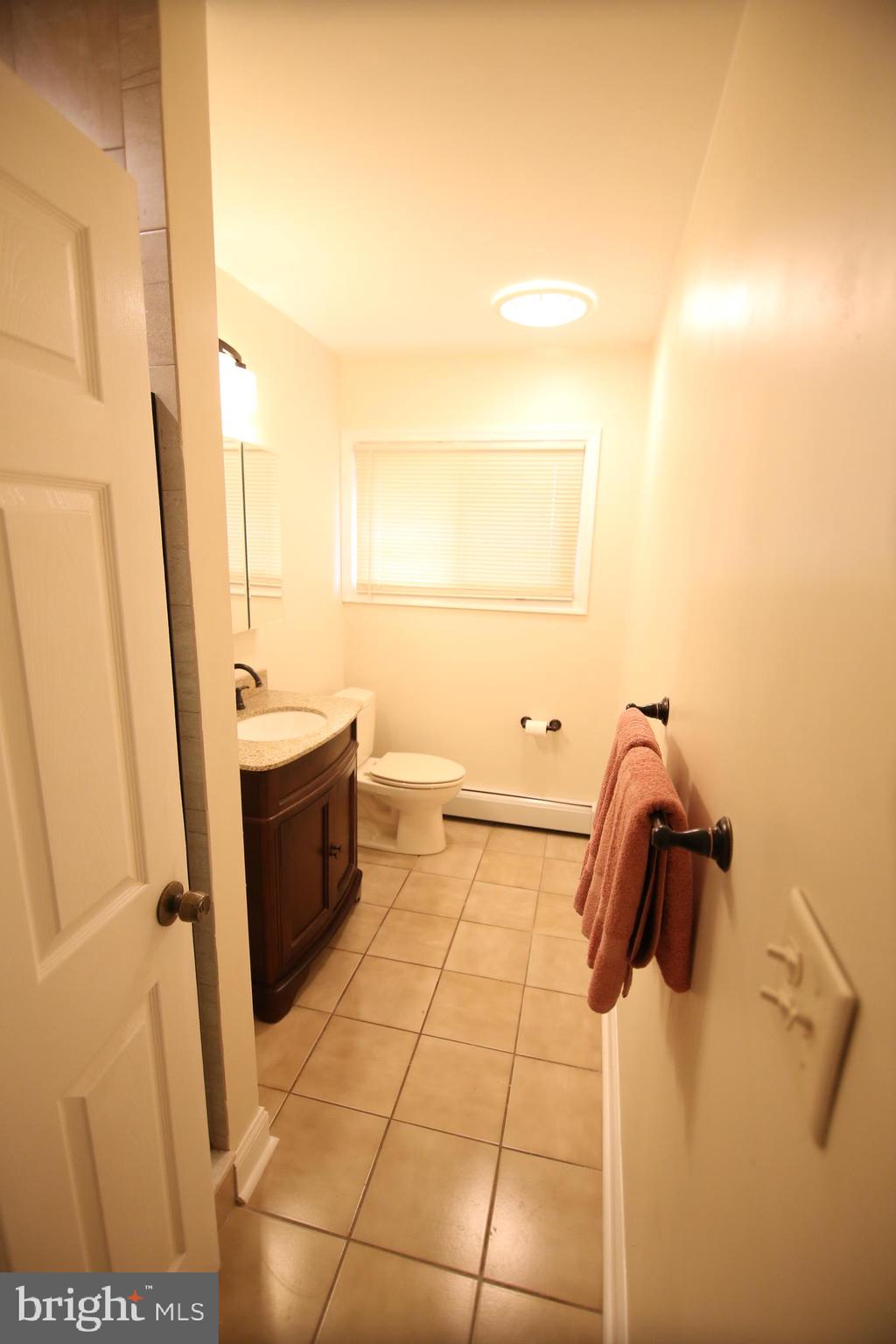 18 Fallenrock Road Levittown, PA 19056 - Photo 14 of 29 Master Bath