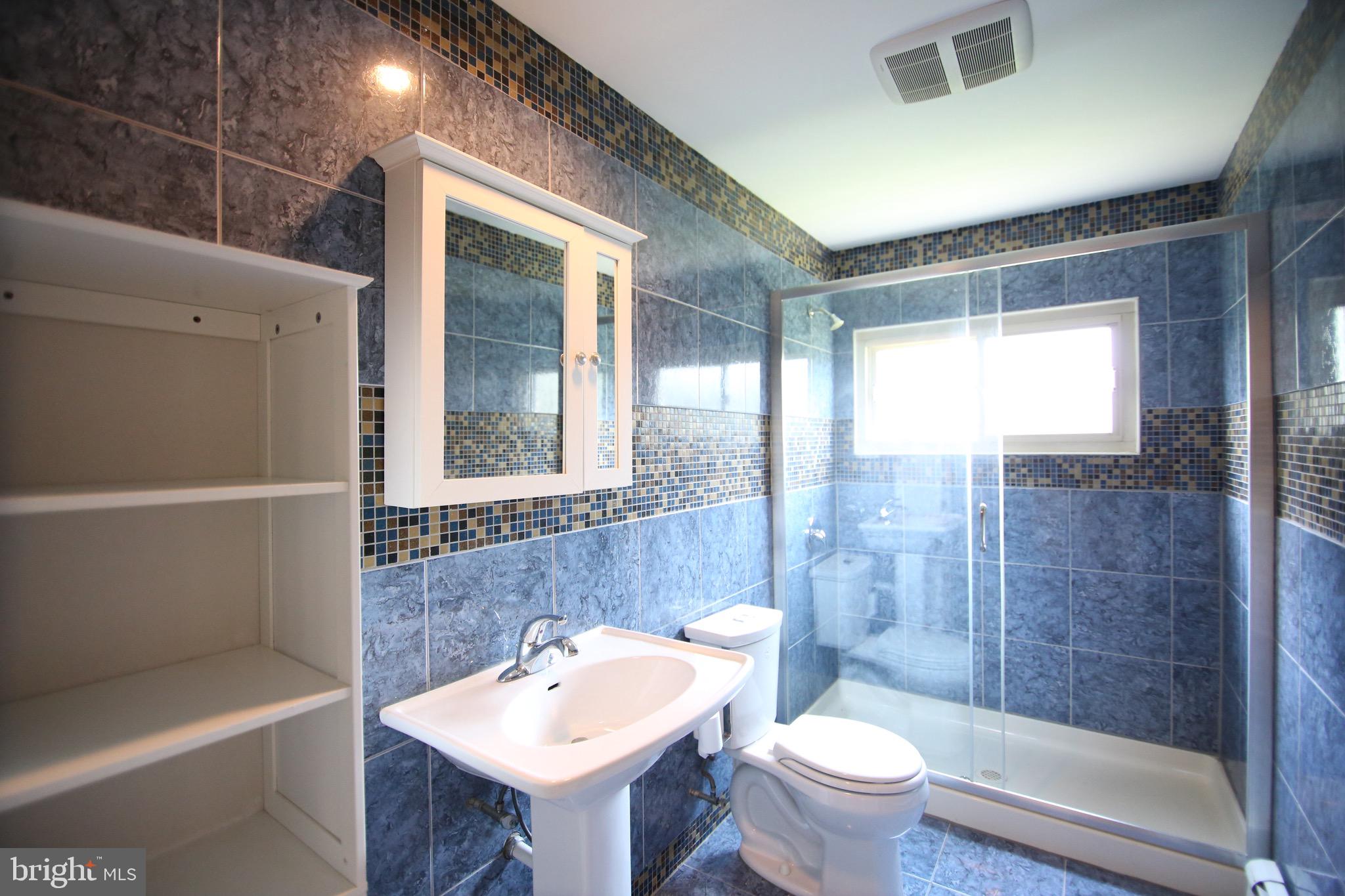 18 Fallenrock Road Levittown, PA 19056 - Photo 22 of 29