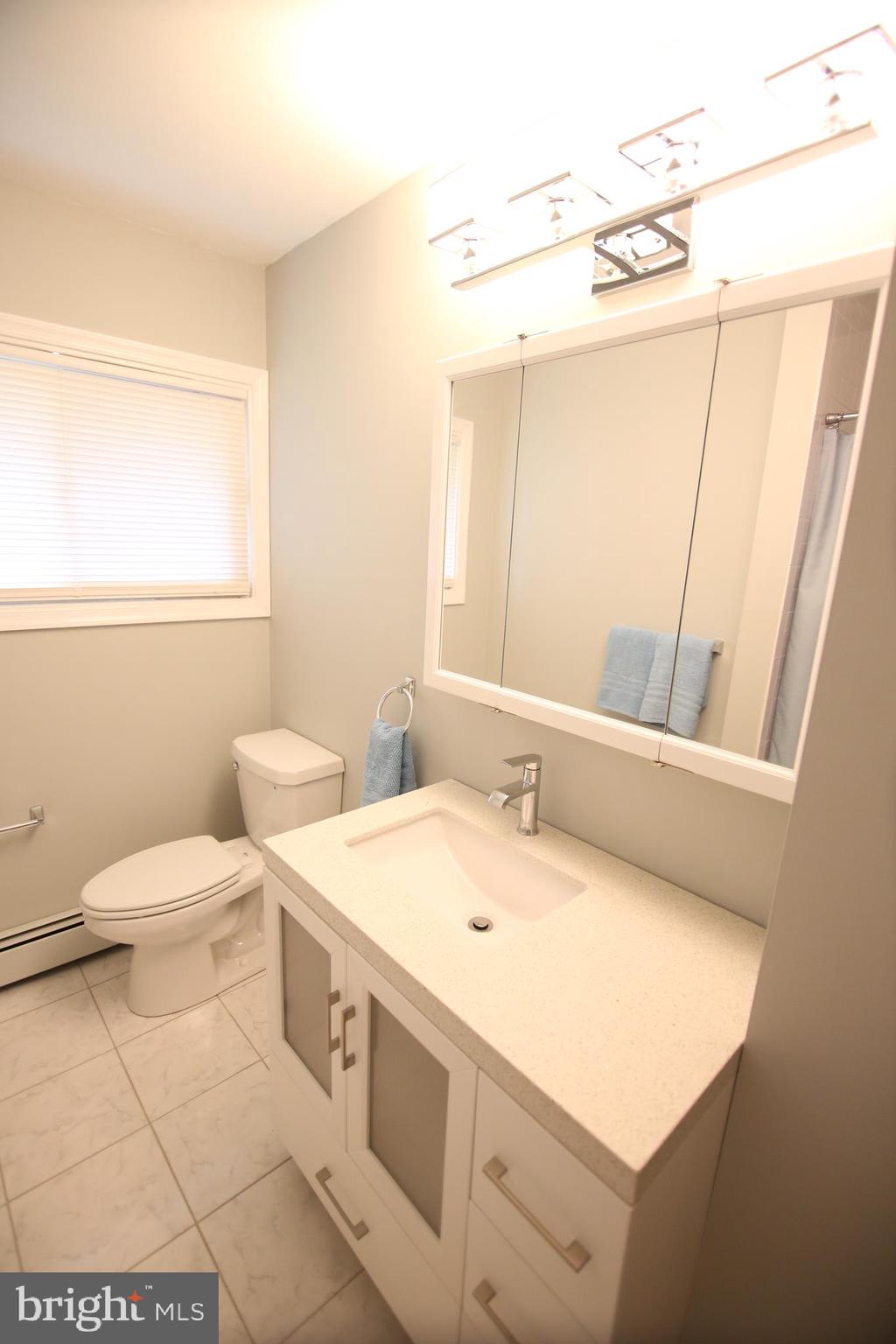 18 Fallenrock Road Levittown, PA 19056 - Photo 24 of 29