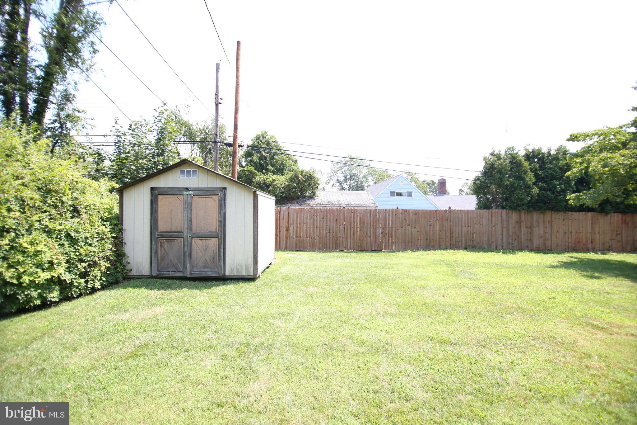 18 Fallenrock Road Levittown, PA 19056 - Photo 29 of 29