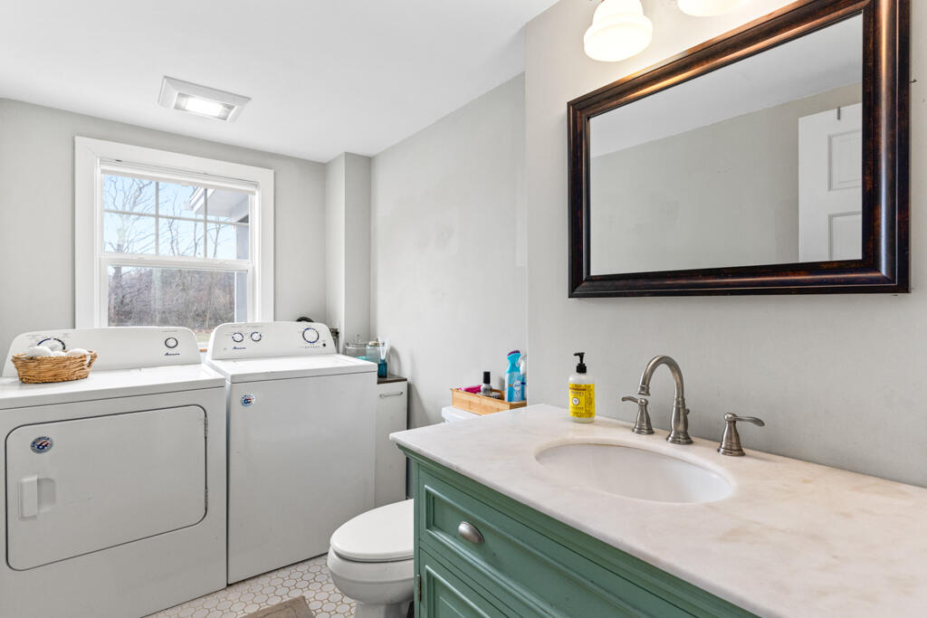 15 Cole Road Biddeford, ME 04005 - Photo 12 of 22 DSC02701
