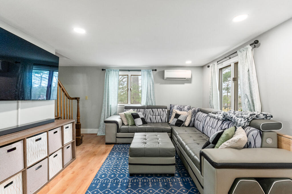 15 Cole Road Biddeford, ME 04005 - Photo 13 of 22 DSC02706
