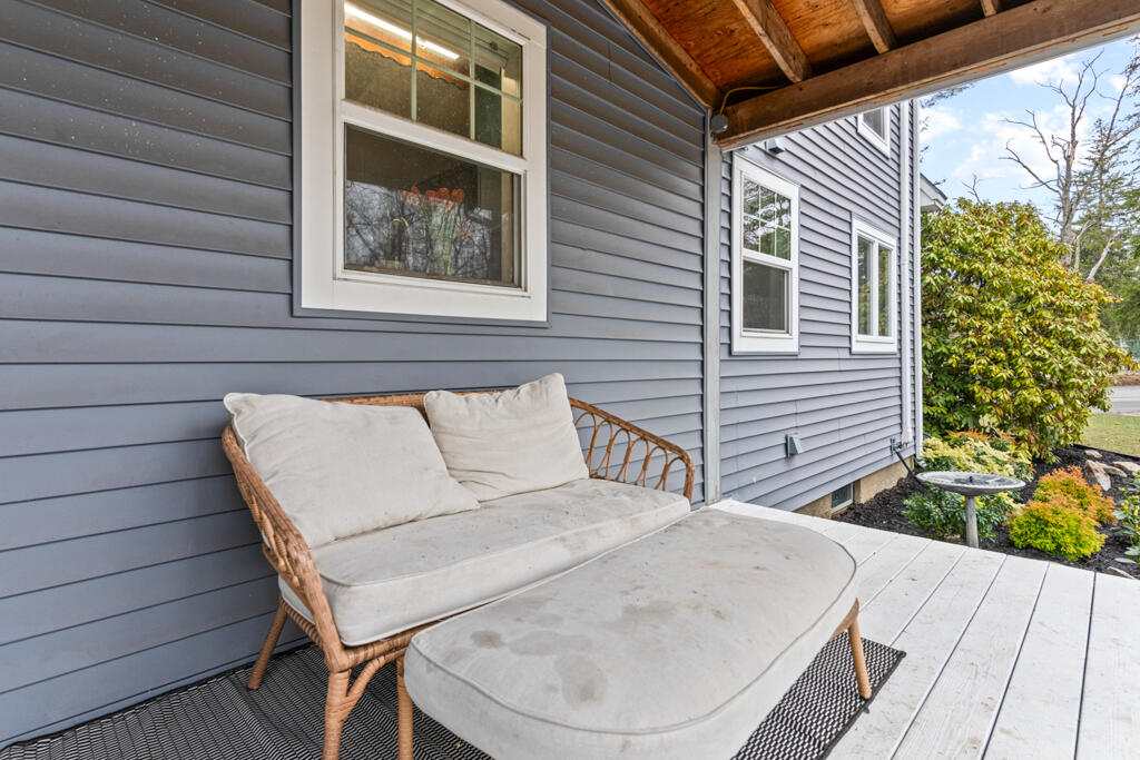 15 Cole Road Biddeford, ME 04005 - Photo 4 of 22 DSC02816