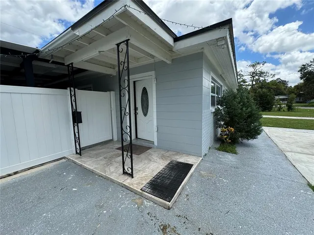 $449,900 | 2702 Campus Hill Drive, Tampa, FL 33612