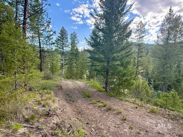 $139,000 | 38 San Ignacio Way, Cascade, ID 83611