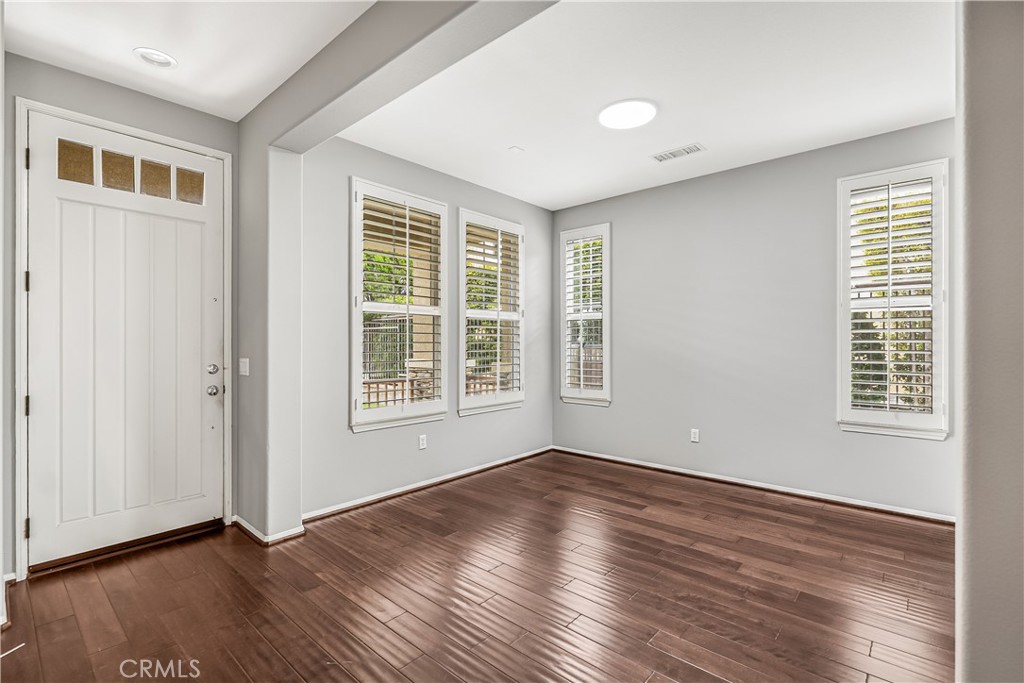 11500 Santini Lane Porter Ranch, CA 91326 - Photo 10 of 39 DINING ROOM