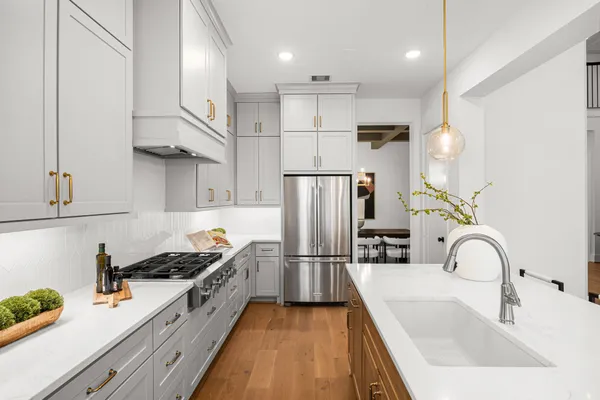 $1,165,000 | 1918 Ridgecrest Drive, Houston, TX 77055