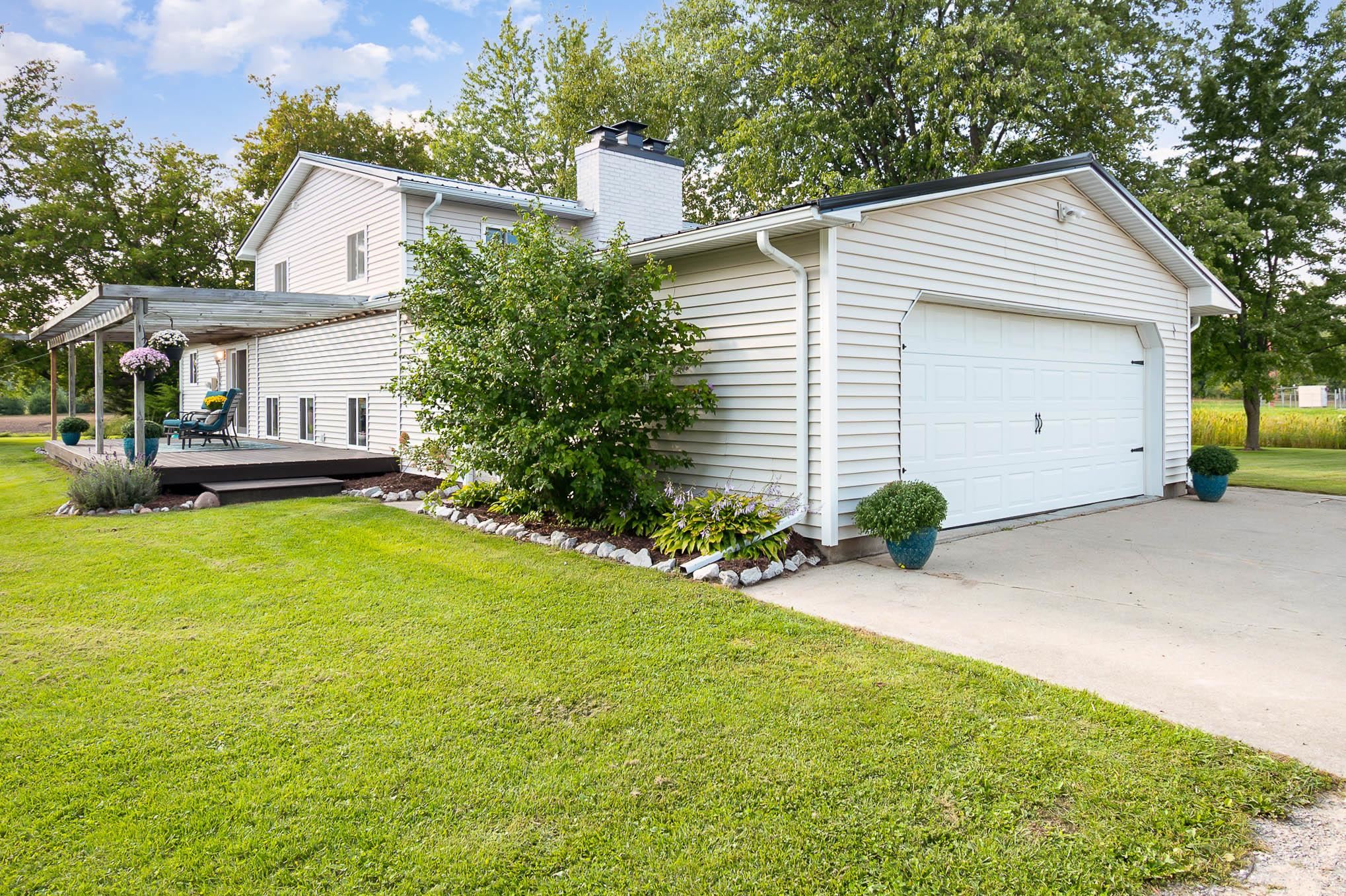 1114 Wetters Road Kawkawlin, MI 48631 - Photo 24 of 30