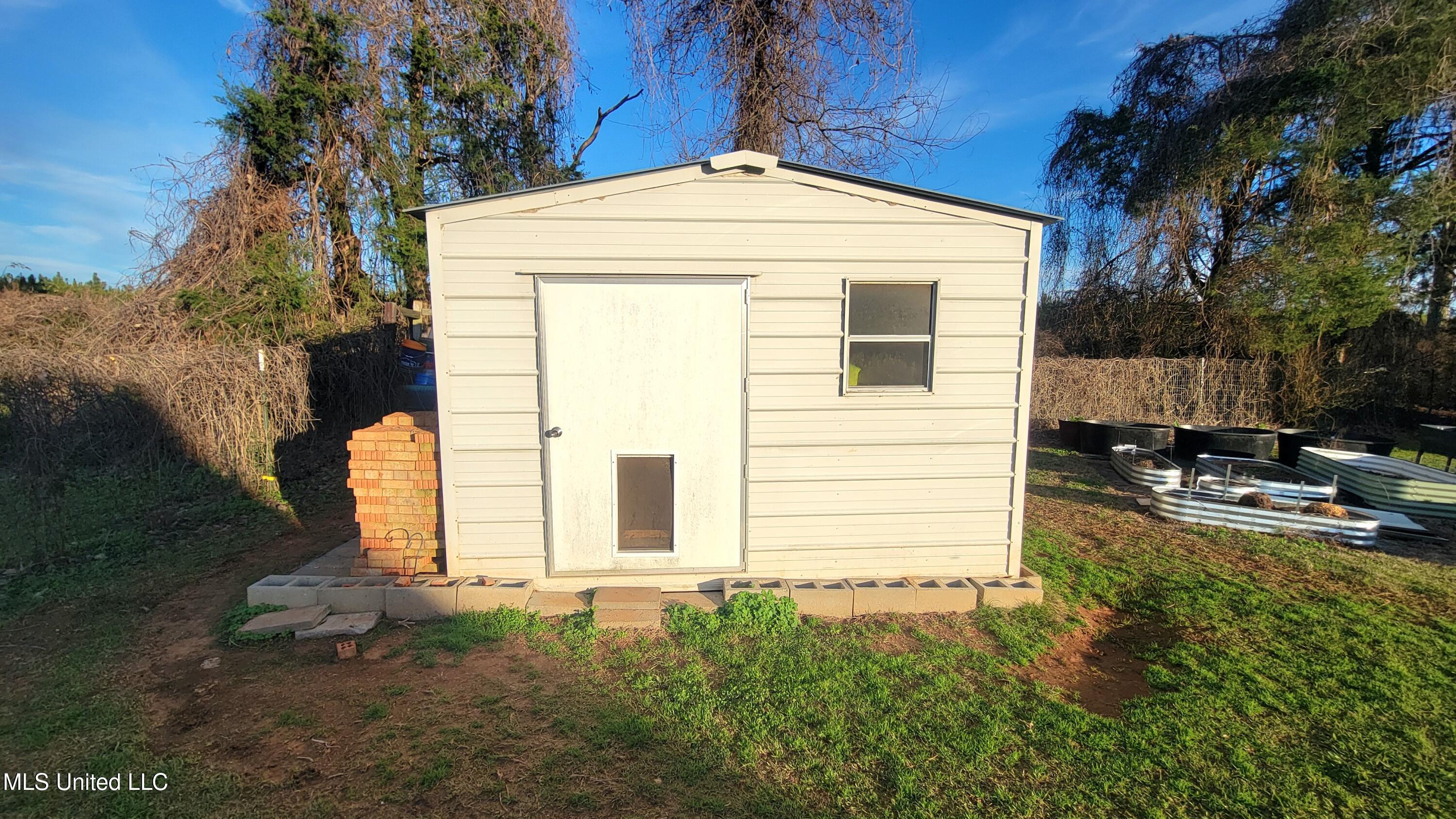 7933 Hickory Little Rock Road Decatur, MS 39327 - Photo 12 of 37 20260112_162123