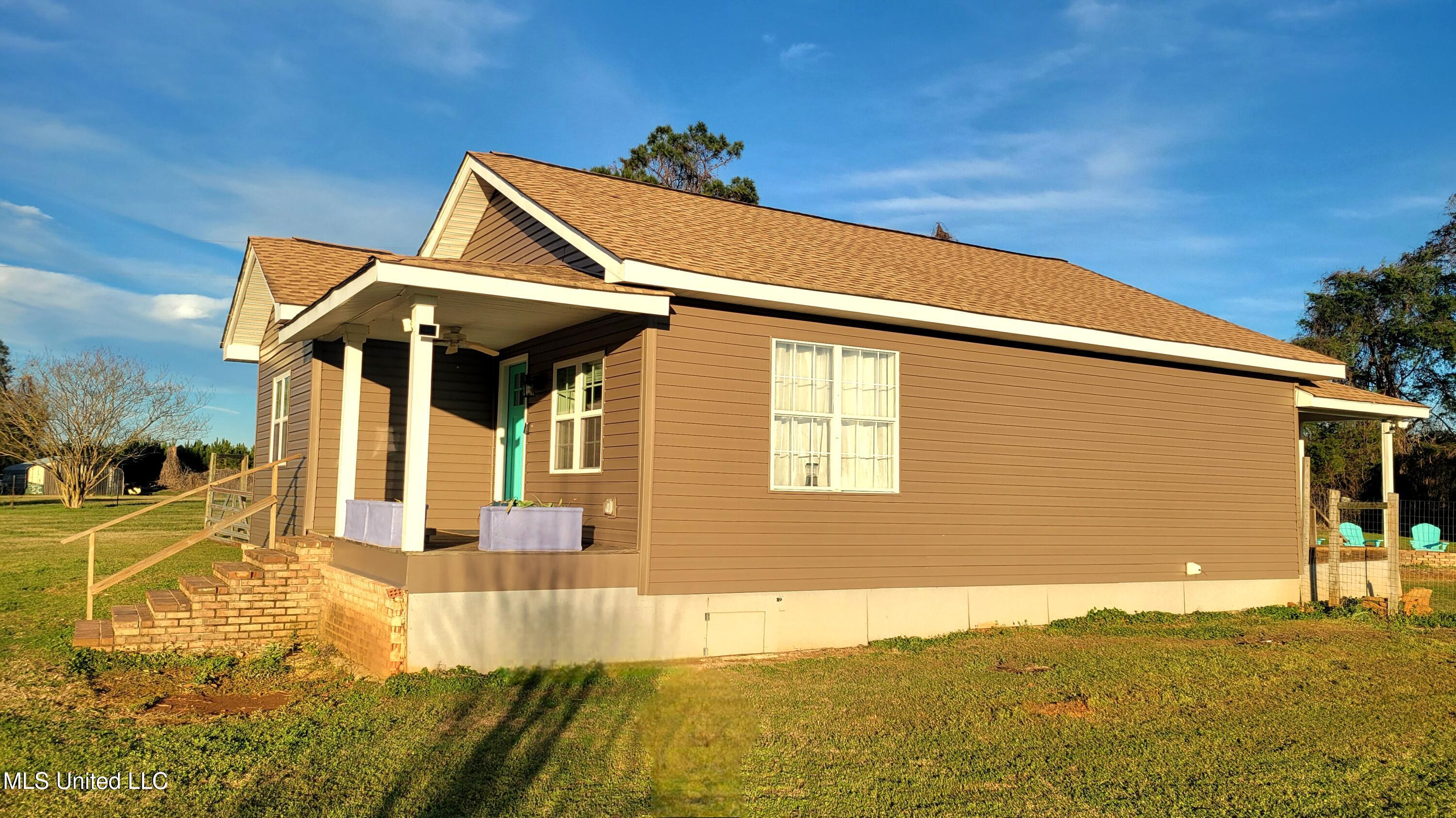 7933 Hickory Little Rock Road Decatur, MS 39327 - Photo 4 of 37 20260112_161719