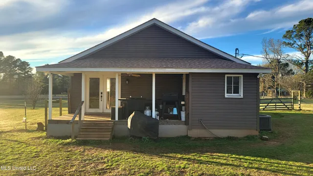 $155,000 | 7933 Hickory Little Rock Road, Decatur, MS 39327