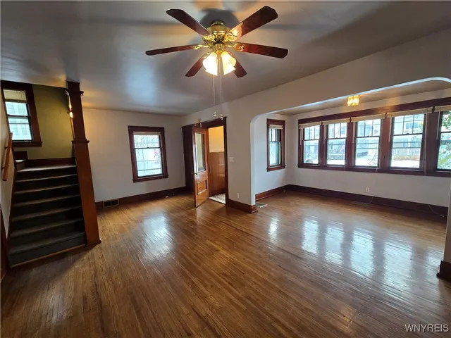 $2,200 | 137 Commonwealth Avenue, Buffalo, NY 14216