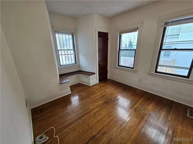 $2,200 | 137 Commonwealth Avenue, Buffalo, NY 14216