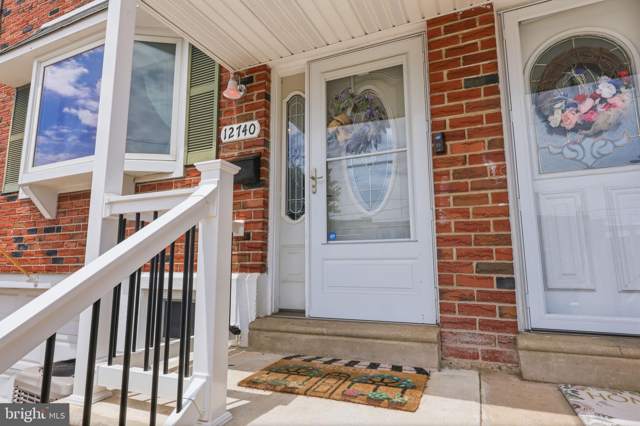 12740 Hollins Road Philadelphia, PA 19154 - Photo 2 of 28