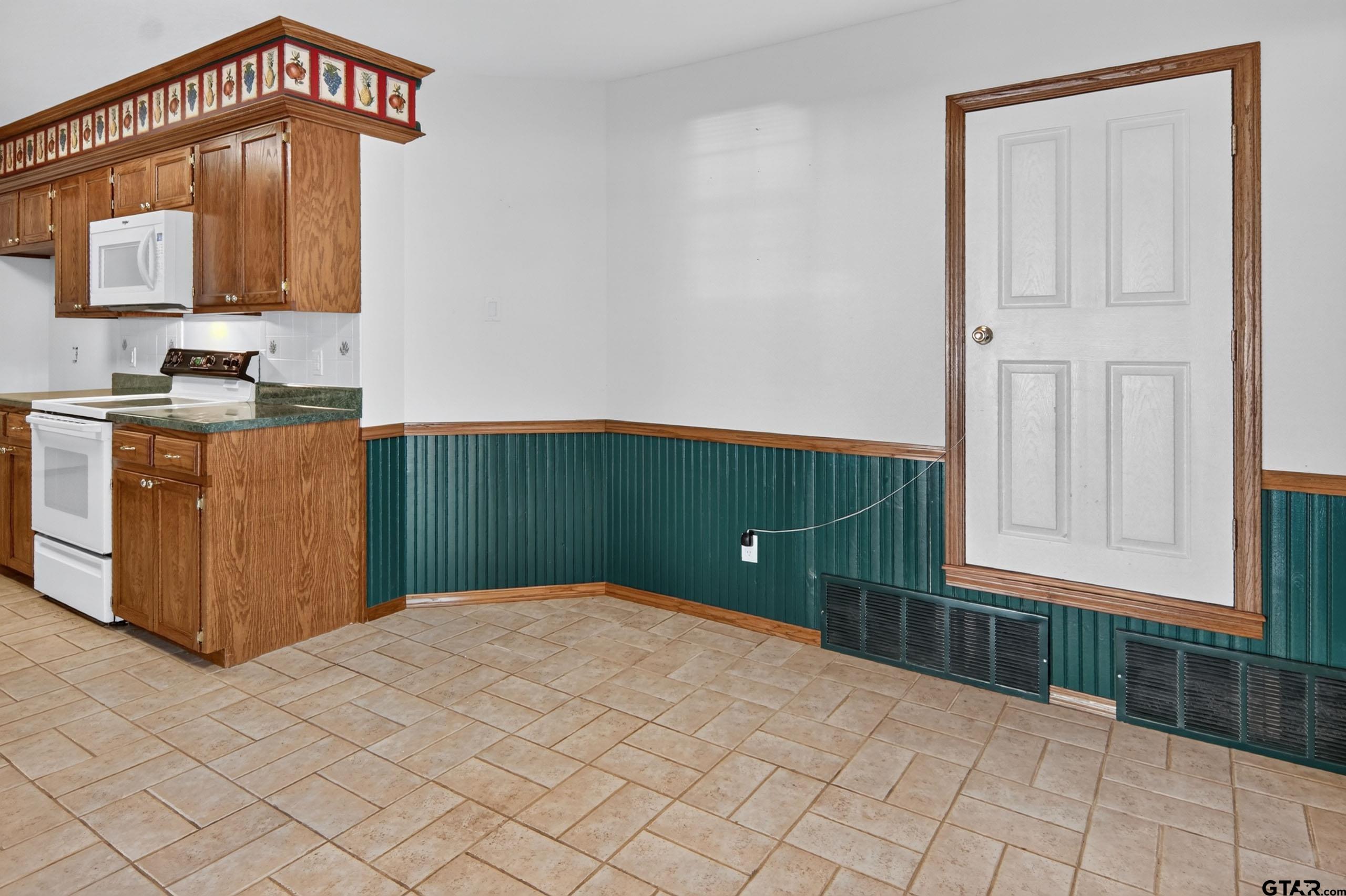 1189 Rscr 3325 Emory, TX 75440 - Photo 20 of 34 Gallery Image 20