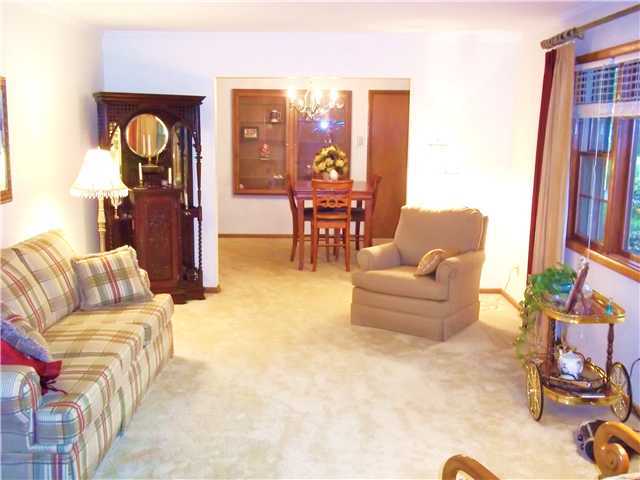 5269 Linworth Road Columbus, OH 43235 - Photo 11 of 23 Gallery Image 11