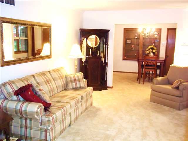 5269 Linworth Road Columbus, OH 43235 - Photo 12 of 23 Gallery Image 12