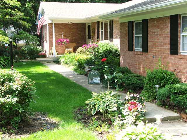 5269 Linworth Road Columbus, OH 43235 - Photo 2 of 23 Gallery Image 2