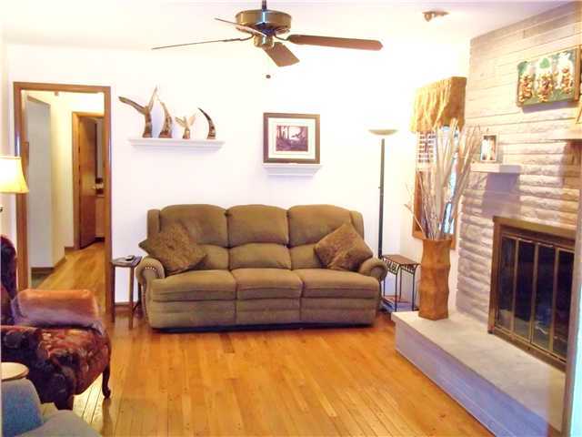 5269 Linworth Road Columbus, OH 43235 - Photo 9 of 23 Gallery Image 9