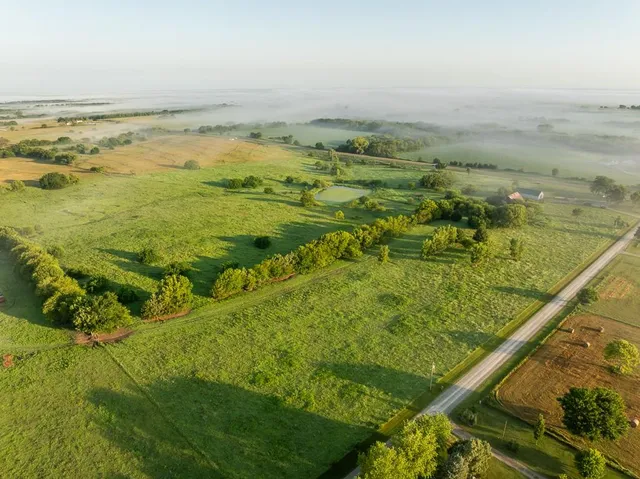 $479,000 | 27940 Indianapolis Road, Paola, KS 66071