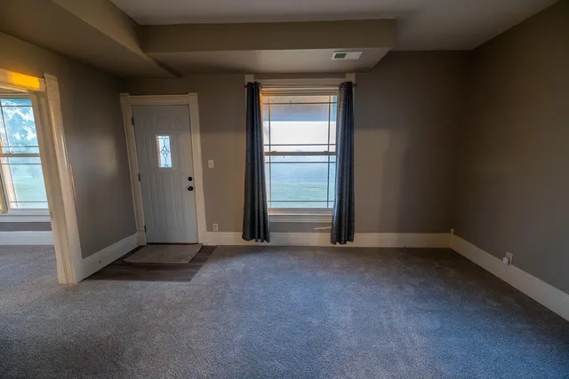 $479,000 | 27940 Indianapolis Road, Paola, KS 66071