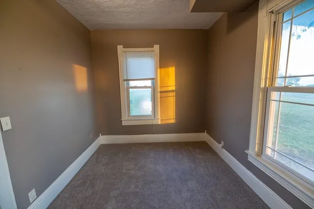 $479,000 | 27940 Indianapolis Road, Paola, KS 66071