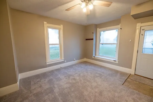 $479,000 | 27940 Indianapolis Road, Paola, KS 66071